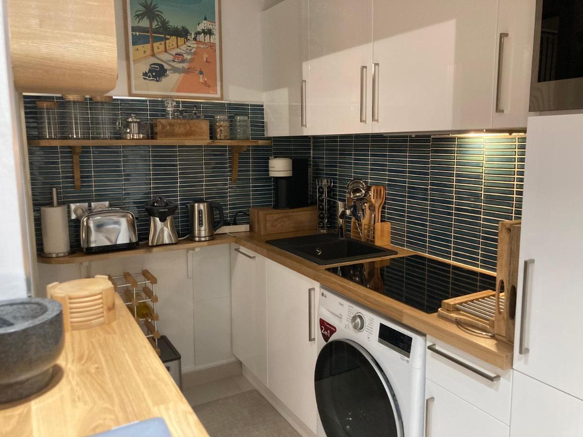 Appartement De Standing Le Velvet Bay Climatise En Bord De Mer Antibes Exterior photo