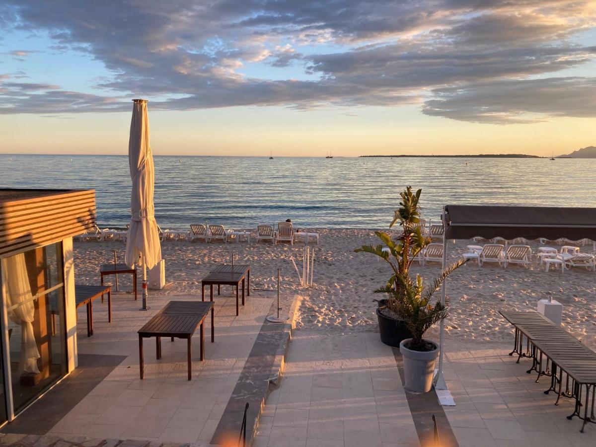Appartement De Standing Le Velvet Bay Climatise En Bord De Mer Antibes Exterior photo