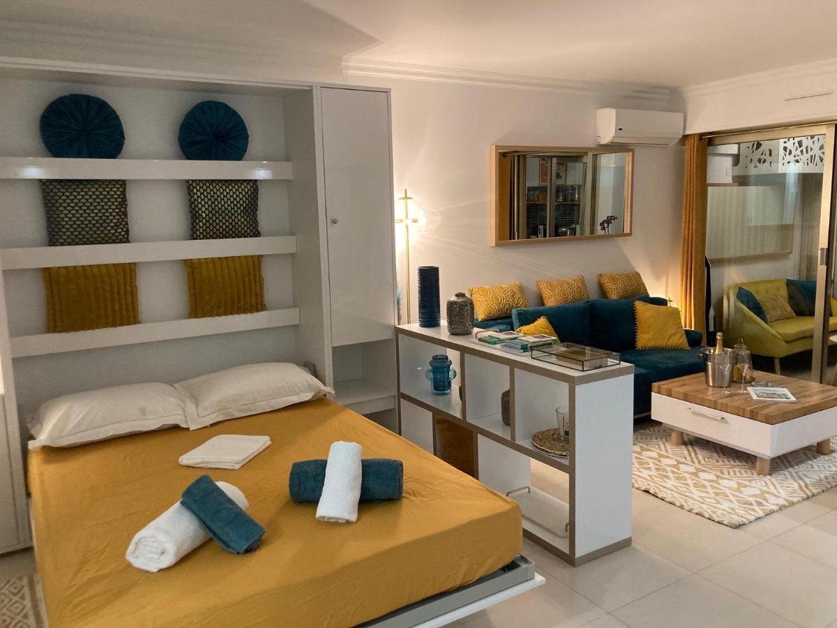 Appartement De Standing Le Velvet Bay Climatise En Bord De Mer Antibes Exterior photo