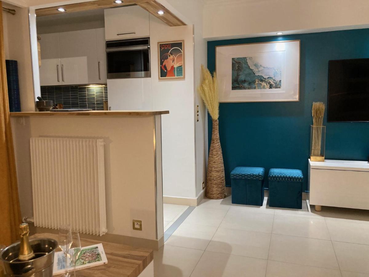 Appartement De Standing Le Velvet Bay Climatise En Bord De Mer Antibes Exterior photo